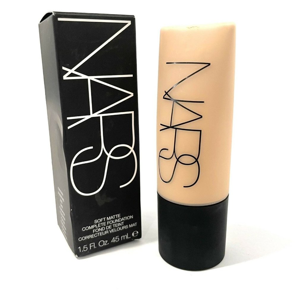 Nars Stromboli Foundation Med #3